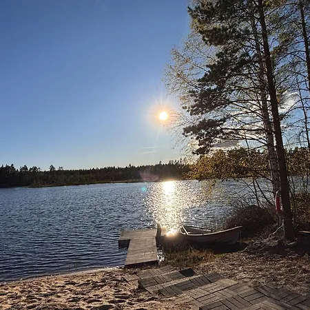 Kalliorinteen Moekit Havupirtti Toysa