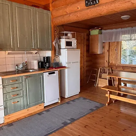 Chalet Kalliorinteen Moekit Havupirtti