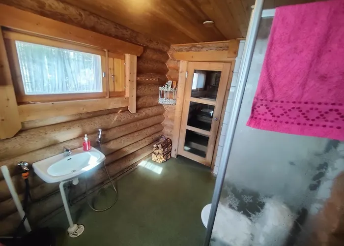 Kalliorinteen Moekit Havupirtti *