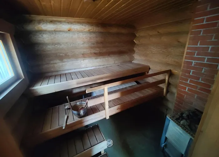 シャレー Kalliorinteen Moekit Havupirtti Töysä