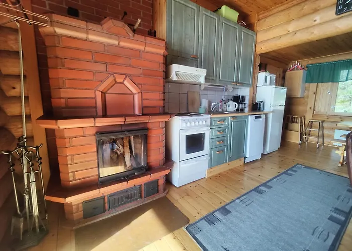 Kalliorinteen Moekit Havupirtti Alpstuga Töysä