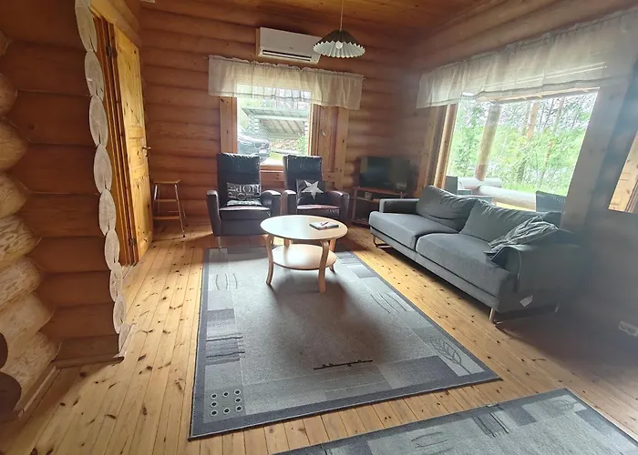 Alpstuga Kalliorinteen Moekit Havupirtti